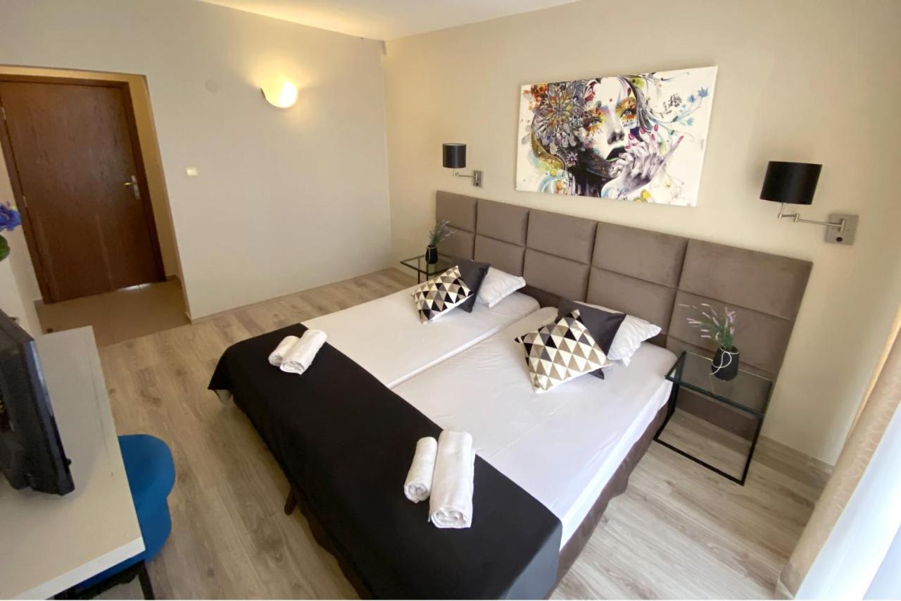 Apart Hotel Primavera 2 普里莫尔斯科 外观 照片